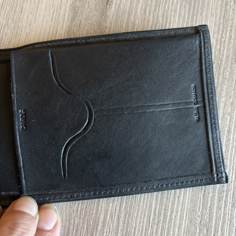 New Vintage Eagle Black Bi-Fold Leather Men's Wallet w/ Snap Photo Sleeves